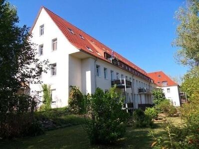 Barrierefreie geräumige 2 Raum Wohnung mit Balkon und Fahrstuhl im EG