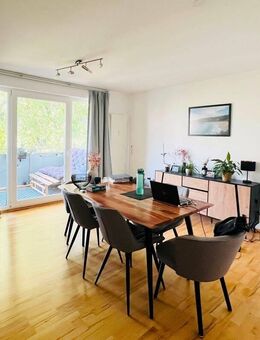 Frankfurt-Dornbusch: Moderne 2,5-Zimmer-Wohnung mit Balkon! - Frankfurt (Main)