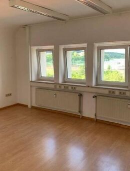2,5 ZK Bad mit Wanne und Dusche, 4.3, Brauerstr. 6, 66123 Saarbrücken - Saarbrücken