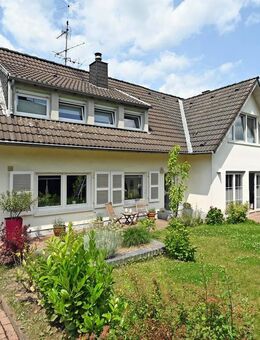 Doppeltes Lottchen in Schuir :) Freistehend, vielseitig, Garten, Garage - Erbpachtgrundstück - Essen