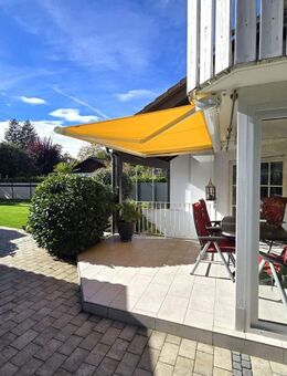 Elegante Doppelhaushälfte mit Einliegerwohnung und Doppelgarage - Grasbrunn