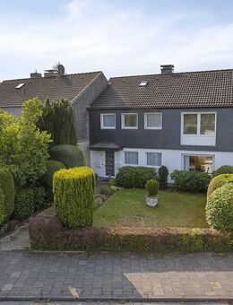 Geräumiges Ein-/Zweifamilienhaus mit Garage in Ratingen-Breitscheid - Ratingen