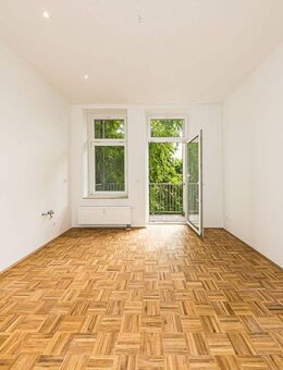 Charmante 2-Zimmer-Wohnung mit Echtholzparkett und Tageslichtbad - Leipzig