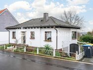 Freistehender Bungalow mit Garten und Garage und Blick zum Dom! - Hürth