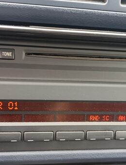 BMW E39 CD Radio original mit MID - Moosthenning