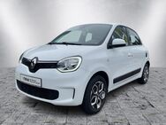 Renault Twingo, Limited SCe 65, Jahr 2021 - Bad Segeberg