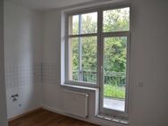 Schöne, helle 2-Zimmer-Wohnung mit Balkon - Limbach-Oberfrohna