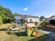 Blick auf die Weinberge in Klingenberg am Main vermietetes Mehrfamilienhaus und 2 Grundstücke - Klingenberg (Main)