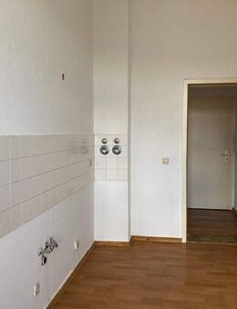 charmante Altbauwohnung, 2-Zimmer im 1. OG - Berliner Straße 31 - Nauen