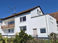 4 Zimmer auf zwei Ebenen in Aussichtslage mit Garten und Balkon in Zweifamilienhaus - Nürtingen