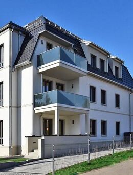 Wohnen in Radebeul - Exklusive 3-Raum Wohnung mit Gartenanteil und Stellplatz - Radebeul