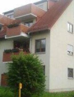 Sehr gepflegte 2-Raum-Wohnung mit moderner Einbauküche super für die Eigennutzung - Glauchau