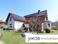 Fit für die Zukunft. Hochwertiges Zweifamilienhaus mit topp Technik in Mainleus! - Mainleus