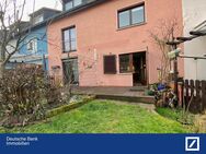 "Charmantes Reihenmittelhaus mit 5 Zimmern auf 98 m² - Ihr neues Zuhause auf Erbpacht!" - Frankfurt (Main)