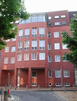 Attraktiv! Weitläufige 3-Zimmer-Wohnung (WBS erforderlich) - Kiel