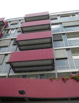 3 Zimmer mit Parkett, Balkon und Einbauküche! - Leipzig