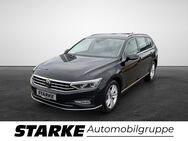 VW Passat Variant, 2.0 TDI Elegance, Jahr 2022 - Vechta