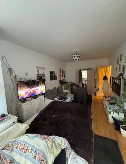 1- Raum Wohnung in Berlin-Lichtenberg: Vermietete 1-Zimmer-Wohnung mit Balkon - Berlin
