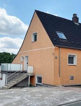 Zweifamilienhaus in ruhiger Lage mit Kamin, Fußbodenheizung & Garten - Bergkamen