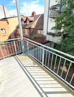 1-Zimmer-Wohnung mit Balkon, großem Wohn- und Schlafbereich in der schönen Schelfstadt! - Schwerin