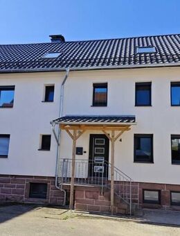 Seltene Gelegenheit! Wohnhaus mit Scheune im TOP-Zustand - Schönbrunn