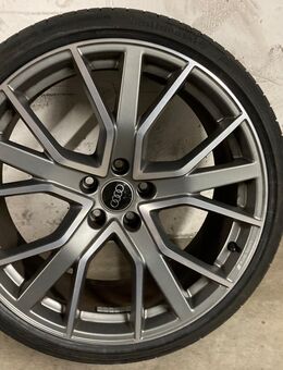 Audi Sport Alu Felgen, 5-V-Speichen, titangrau, 20 Zoll mit Continental Sommer-Reifen 265/ 30 R20, neuwertig - Berlin