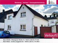 Charmantes 1-2 Familienhaus + 2 ZKB-Wohnung im Hinterhaus - Eltville (Rhein)