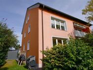 Preis - WERT! 3-Familienhaus + RUHIGE, GUTE Lage + SANIERT + großes Sonnengrundstück - Fürth