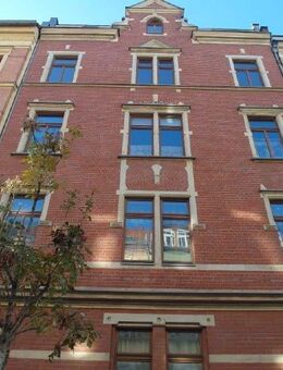 Zentrale 3-Raum-Wohnung mit EBK und Balkon ! - Zwickau