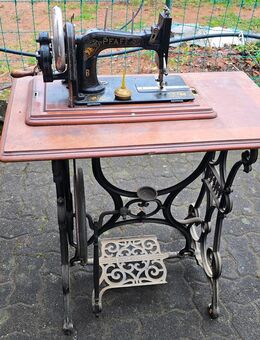 Pfaff Nähmaschine - Dahn