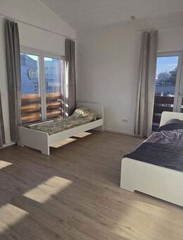 Vermietung einer renovierten, möblierten vier-Zimmer-Wohnung - ideal als Monteurunterkunft - Moosburg (Isar)