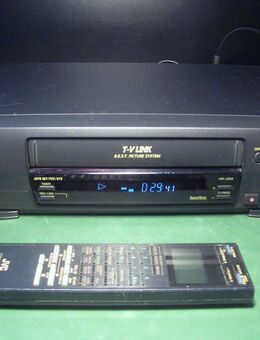 JVC HR-J3131EU Videorecorder mit Fernbedienung und Scart- Kabel - Egling