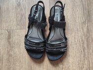 Gr.36, neue Sandalen mit Glitzereffekt! - Lucka