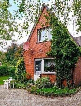 Wohnhaus mit großem Grundstück in Sackgassenlage - Moormerland