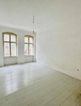 Sanierungsbedürftige Altbauwohnung in Top-Lage - nur wenige Schritte zum Kiehlufer! - Berlin