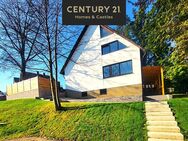 Traumhaft sanierte 208m² Villa mit 86m² Einliegerwohnung oder Büro(opt.), und großer Garage (opt.) - Illingen (Saarland)