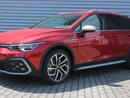 VW Golf Variant, Alltrack, Jahr 2024 - Delitzsch