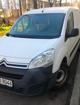 Citroen Berlingo Diesel 1,6 Liter Kleintransporter EZ 04/16 188.000km TÜV 10/26 - München Sendling