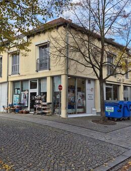 Lübbener Innenstadt direkt vor der Tür - 3-Raumwohnung mit Tiefgaragenplatz - Lübben (Spreewald)