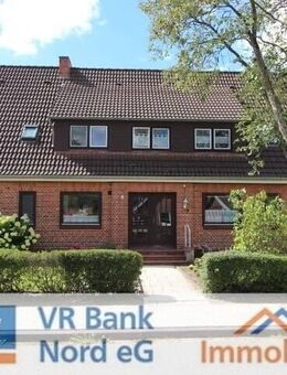 Gemütliche vermietete 2-Zimmer-Eigentumswohnung mit Garten und Carport in schöner Lage - Leck