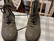 Damen Schuhe mit Gltzer an Fussspitze Größe 41 - Mötzingen