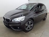 BMW 220 Active Tourer, 225iA X SPORT, Jahr 2015 - Aichach Zentrum