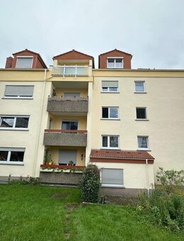 2-Zimmer-DG-Wohnung, Balkon, ruhige Lage im alten Ortskern von Eschborn - BITTE TEXTE LESEN!! - Eschborn