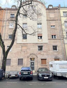 Charmante Jugendstilwohnung: Modern sanierte 2-Zimmer, 48 m² Wohnfläche mit Einbauküche und Kellerabteil - Nürnberg