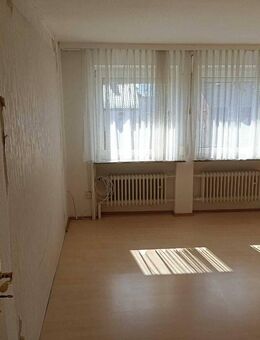 Charmantes Reihenendhaus in zentraler Lage mit großem Garten, Garage und moderner Küche - Dannenberg (Elbe)