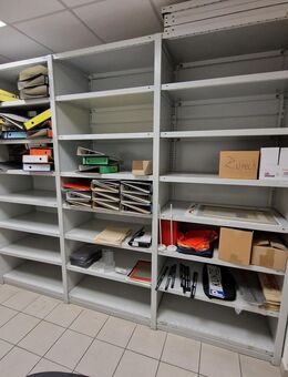 Hochwertige gebrauchte Fachbodenregal/Magazinregal grau lackierrt - Hannover Vahrenwald-List