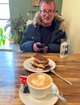 Er sucht bis Weihnachten eine nette zierliche Freundin! - Eichstätt