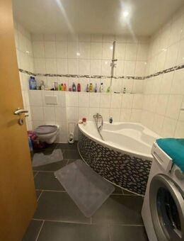 Gemütliche 2-Zimmer-Wohnung in guter Lage - verfügbar ab 01.01.2026 - Blumberg