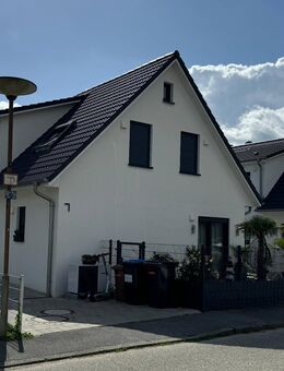 Neubau Doppelhaushälfte ca. 100 m² Wfl.(erweiterbar bis ca. 140 m²), KfW-55 inkl. ca. 500 m² Grdst. in Hamburg Bramfeld (Haus 1 fest reserviert)! - Hamburg