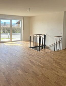 3-Zimmer-EG-Wohnung auf zwei Ebenen mit großem Hobbyraum - Stephanskirchen